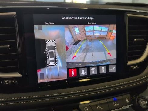 New 2026 Chrysler Pacifica Select w/ S Appearance Package AWD/4WD image 19
