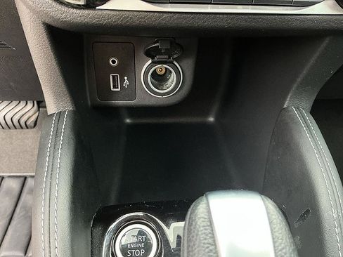 Certified 2020 Nissan Kicks SR w/ SR Premium Package FWD image 19