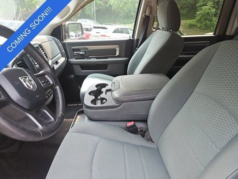 Used 2016 RAM 2500 SLT AWD/4WD image 9