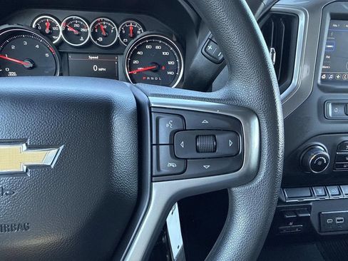 Used 2023 Chevrolet Silverado 2500 Custom w/ Custom Value Package image 23