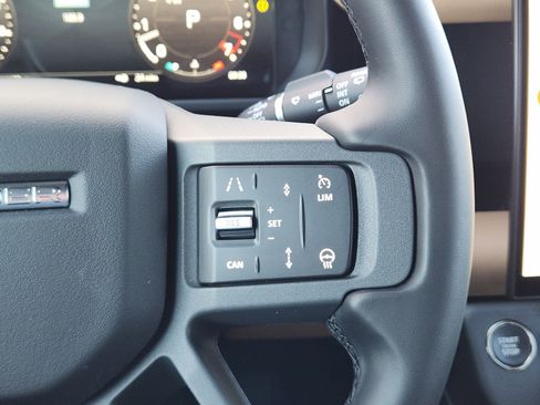 New 2026 Land Rover Defender 110 X-Dynamic SE image 29