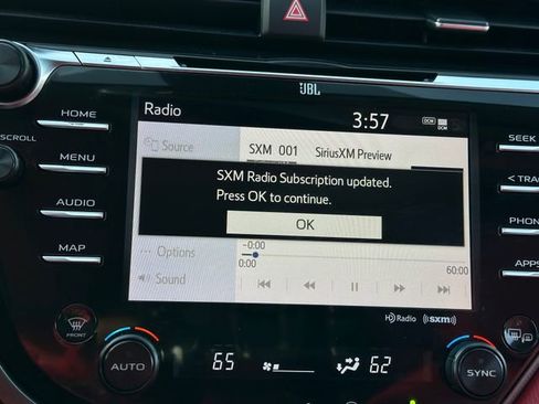 Used 2020 Toyota Camry XSE image 24