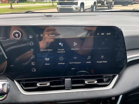 Used 2025 Chevrolet Equinox LT FWD image 32