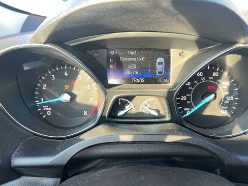 Used 2019 Ford Escape SEL image 6