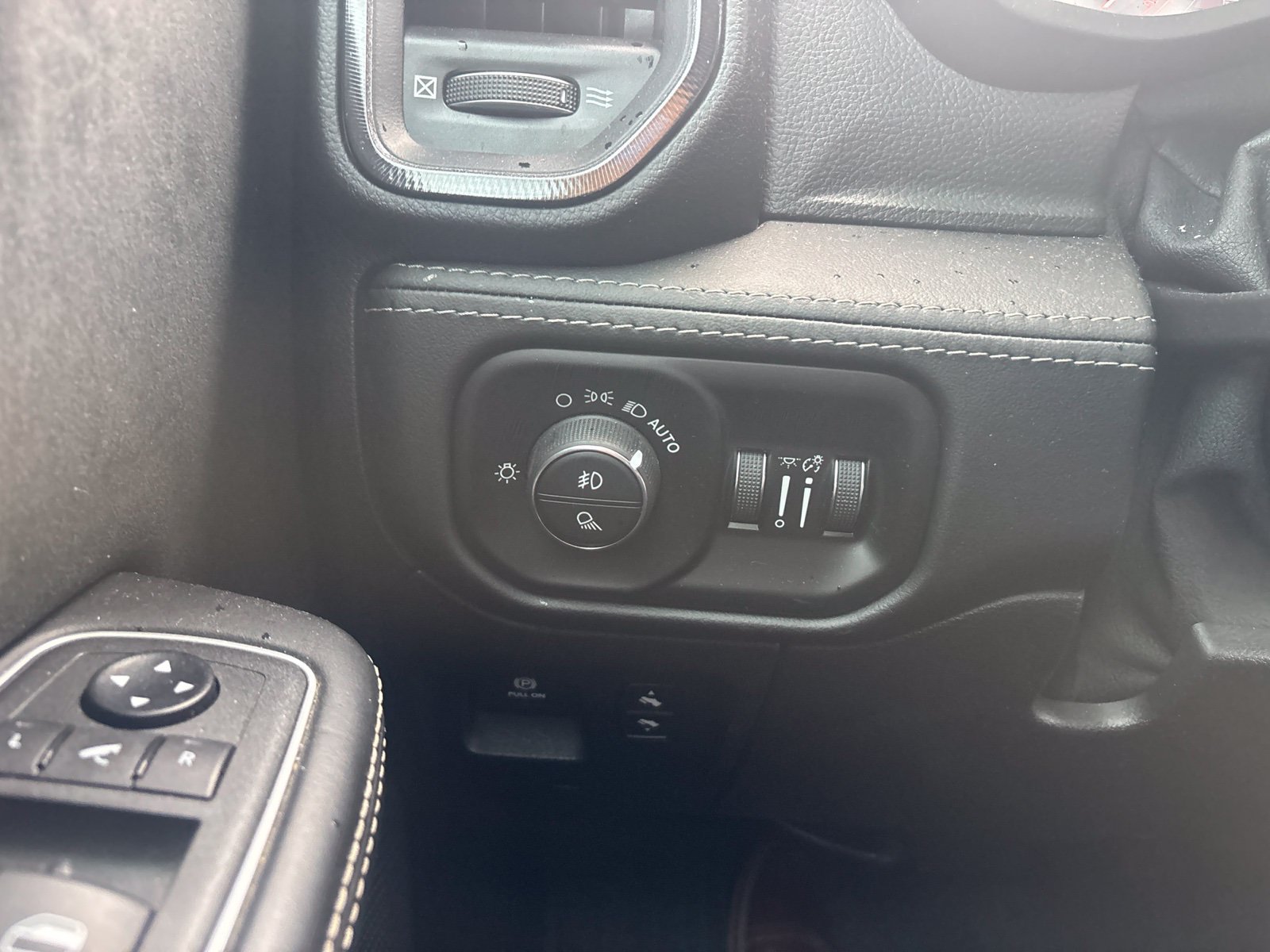 Used 2021 RAM 1500 TRX w/ TRX Level 1 Equipment Group AWD/4WD image 27