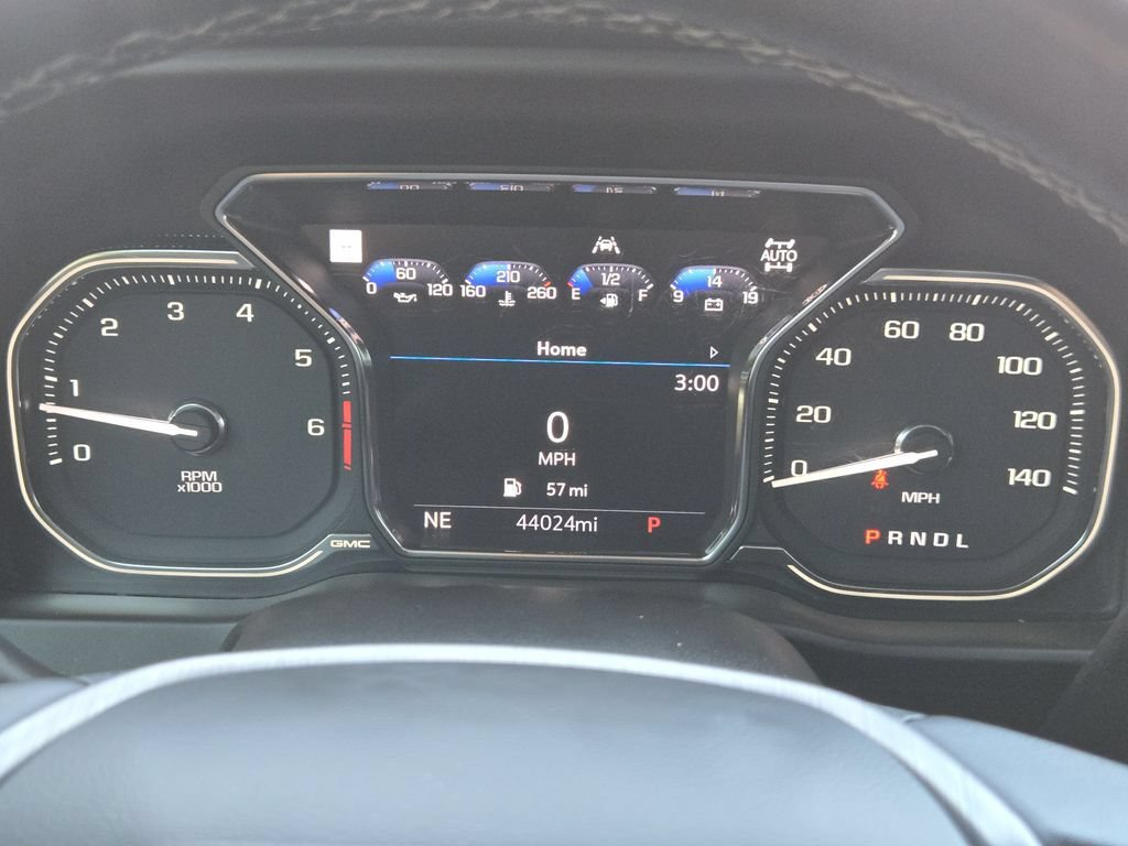 Used 2021 GMC Sierra 1500 Denali w/ Driver Alert Package II AWD/4WD image 19