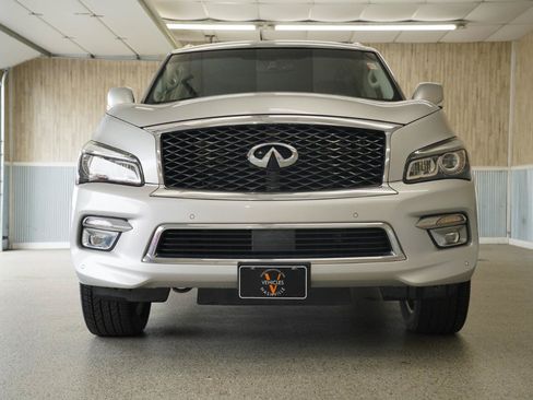 Used 2015 INFINITI QX80 4WD w/ 22" Wheel Package image 2