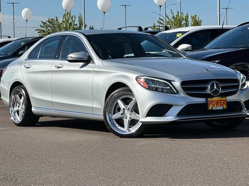 Used 2019 Mercedes-Benz C 300 4MATIC Sedan image 2