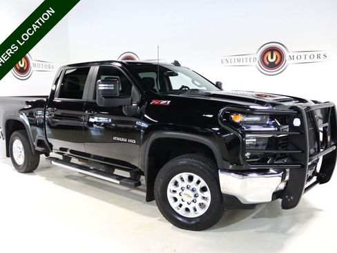 Used 2022 Chevrolet Silverado 2500 LT w/ Convenience Package AWD/4WD image 1