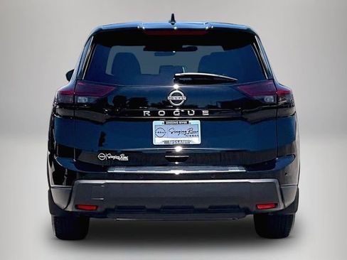 Certified 2026 Nissan Rogue SV FWD image 6