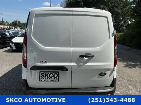 Used 2022 Ford Transit Connect XLT FWD image 4