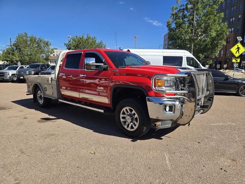 Used 2019 GMC Sierra 2500 SLT w/ Duramax Plus Package AWD/4WD image 1
