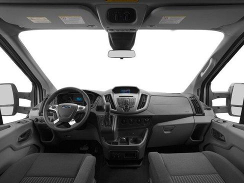 Used 2017 Ford Transit 350 XLT RWD image 5