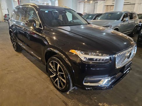 Certified 2023 Volvo XC90 B6 Plus w/ Protection Package AWD/4WD image 5