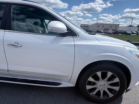 Used 2017 Buick Enclave Leather AWD/4WD image 26