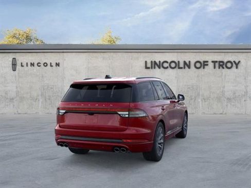 New 2025 Lincoln Aviator AWD w/ Jet Appearance Package image 8