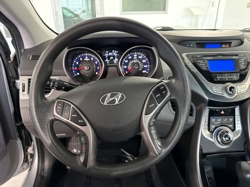 Used 2013 Hyundai Elantra GLS w/ Preferred Pkg FWD image 24