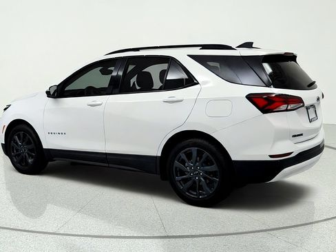 Used 2024 Chevrolet Equinox RS FWD image 3