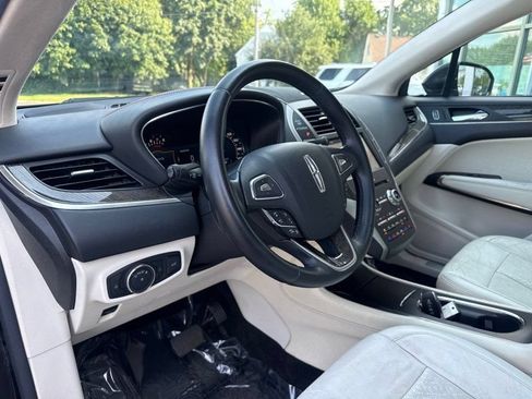 Used 2017 Lincoln MKC Black Label FWD image 10