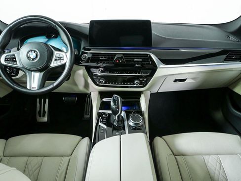 Used 2021 BMW M550i xDrive AWD/4WD image 20
