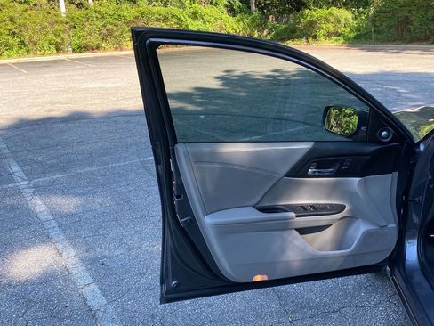 Used 2013 Honda Accord EX-L image 13