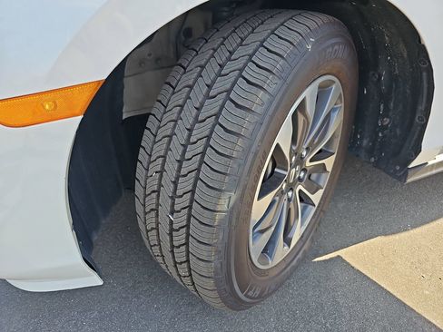 Used 2024 Honda Odyssey EX-L image 28