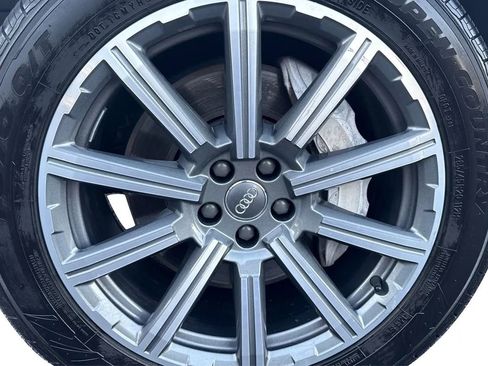 Used 2019 Audi Q7 3.0T Premium w/ Cold Weather Package AWD/4WD image 46