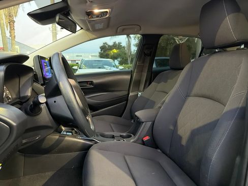 Used 2024 Toyota Corolla LE FWD image 6