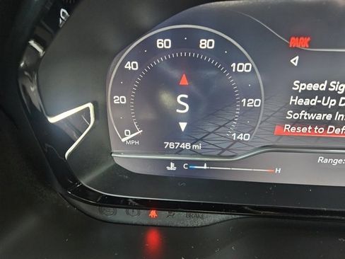 Used 2022 GMC Yukon Denali image 36