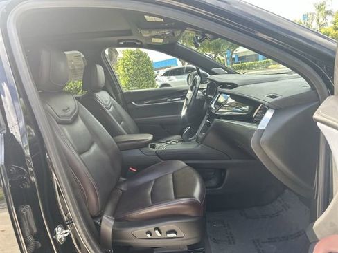 Used 2023 Cadillac XT6 Premium Luxury FWD image 29