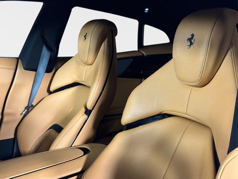 Used 2024 Ferrari Purosangue image 34