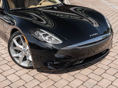 New 2025 Karma Revero Luxury RWD image 8