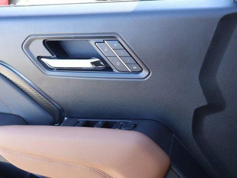 New 2025 GMC Canyon AT4 w/ Nightfall Edition image 38