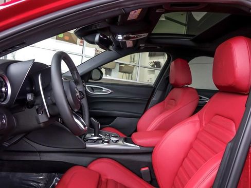 New 2025 Alfa Romeo Giulia AWD w/ Driving Assist Package image 10