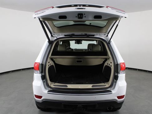 Used 2015 Jeep Grand Cherokee Limited w/ Trailer Tow Group IV image 16