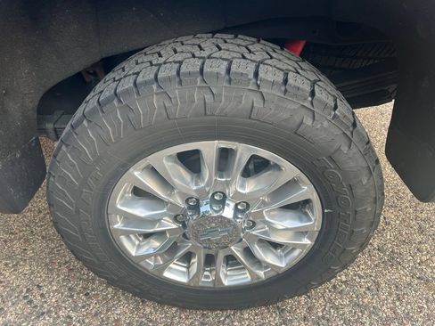 Used 2020 Chevrolet Silverado 2500 High Country w/ Z71 Off-Road Package AWD/4WD image 24