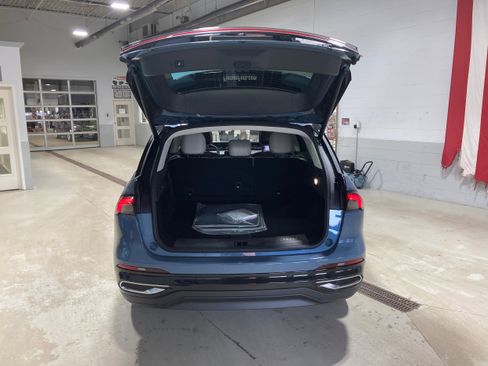 Used 2026 Lincoln Nautilus Premier AWD/4WD image 14