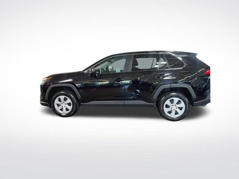 Used 2024 Toyota RAV4 LE FWD image 6