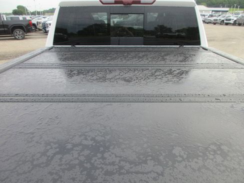 New 2026 GMC Sierra 1500 AT4X AWD/4WD image 9
