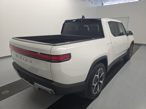 Used 2023 Rivian R1T Adventure image 5