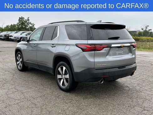 Certified 2023 Chevrolet Traverse LT w/ LT Premium Package AWD/4WD image 3