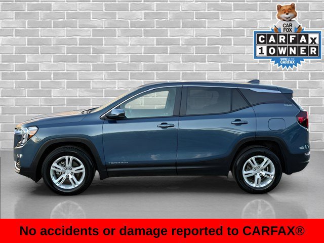 Used 2024 GMC Terrain SLE FWD image 3