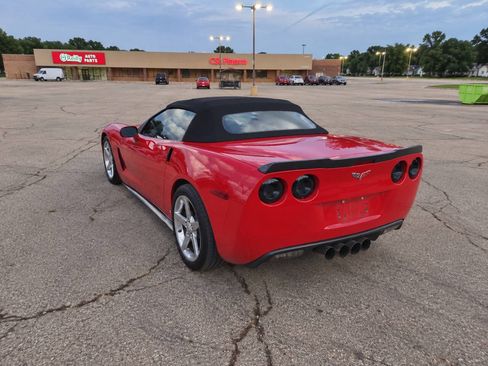 Used 2006 Chevrolet Corvette Convertible w/ Preferred Equipment Group RWD image 6