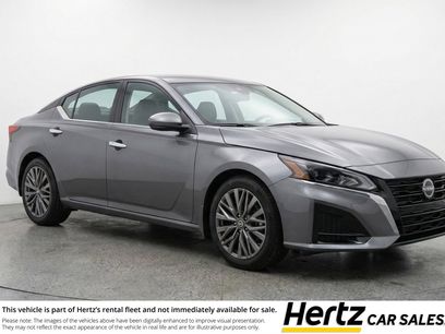 Used 2025 Nissan Altima 2.5 SV