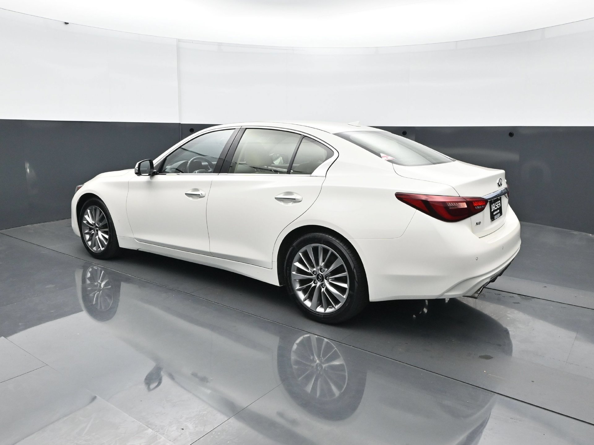 Used 2024 INFINITI Q50 Luxe AWD/4WD image 4
