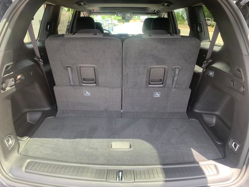 New 2025 Jeep Grand Cherokee L Laredo w/ Luxury Tech Group I image 9