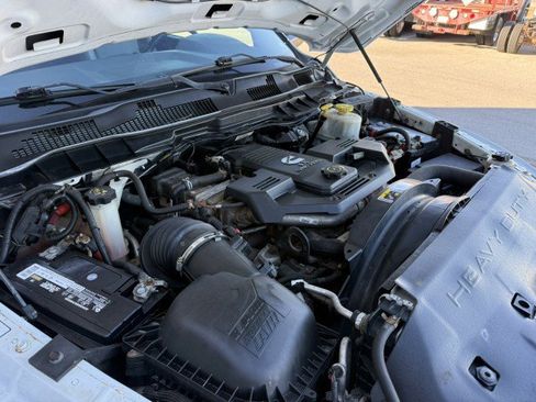 Used 2017 RAM 5500 Tradesman w/ Power & Remote Entry Group image 22