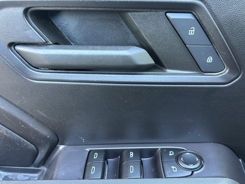 Used 2023 Chevrolet Colorado Trail Boss w/ Advanced Trailering Package image 16