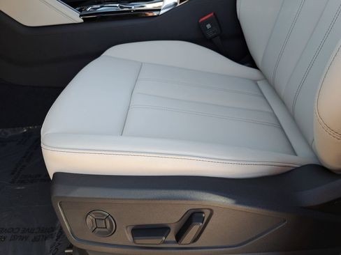 New 2025 Audi Q5 Premium Plus image 32