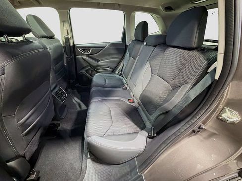 Used 2022 Subaru Forester Premium AWD/4WD image 24